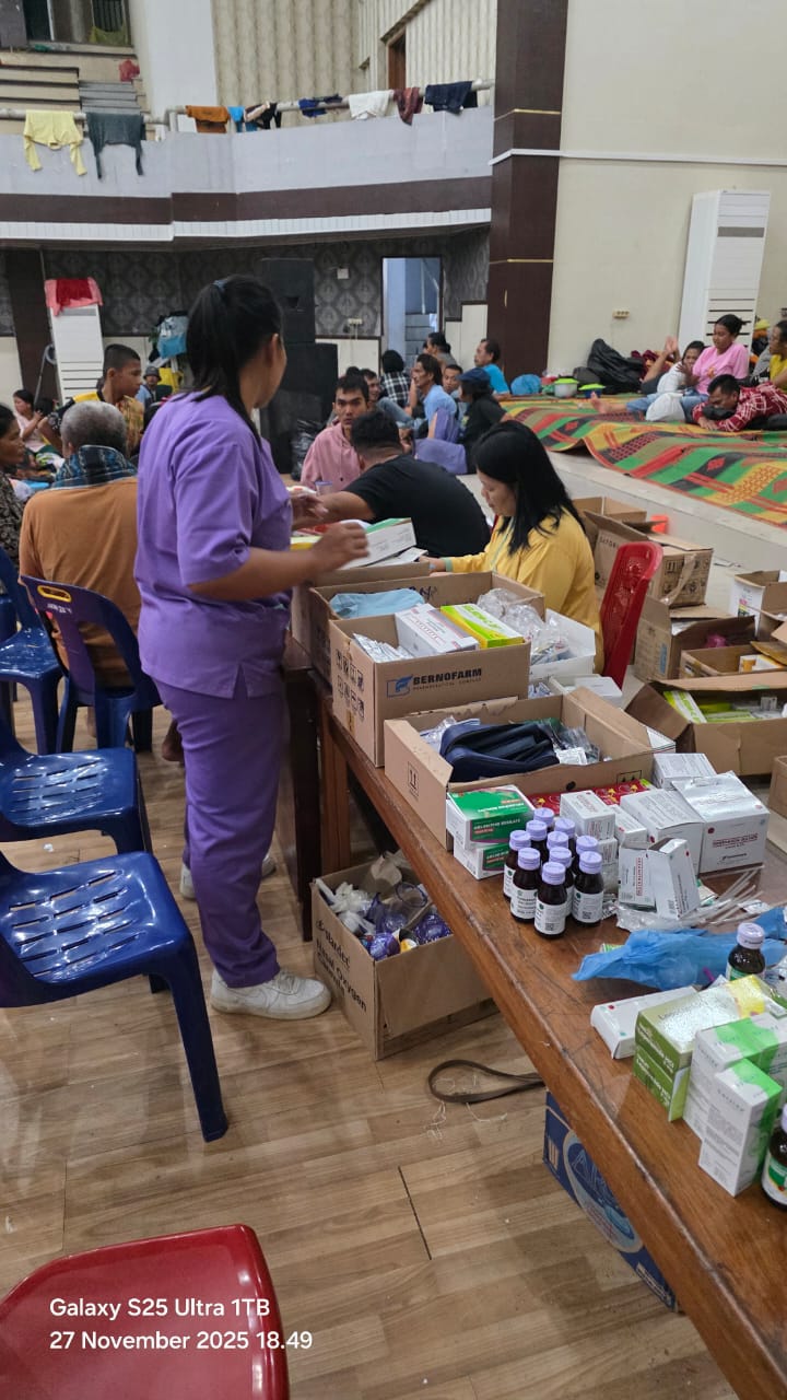 Kabupaten Tapanuli Tengah - Posko Kesehatan, bantuan logistik, 1000 pcs pakaian baru, perlengkapan mandi