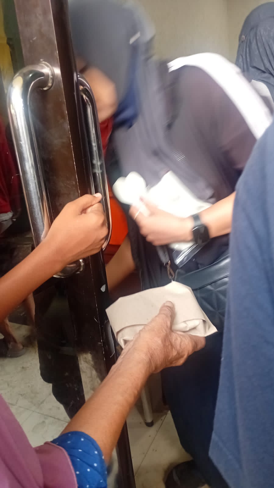 Kota Medan - Pendirian 4 Dapur Umum selama 10 hari, posko kesehatan dan bantuan logistik makanan, genset dan obat2an
