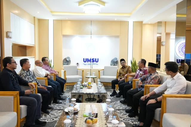 Silaturahmi Pengurus Besar Ikatan Dokter Indonesia (PB IDI) bersama Pimpinan Wilayah Muhammadiyah Sumatera Utara dan Universitas Muhammadiyah Sumatera Utara (UMSU)